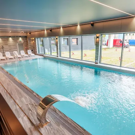 Butterfly Luxury - 450m Od Morza, Basen, Sauna, Klimatyzacja, Parking 아파트 코워브제크