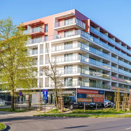 Butterfly Luxury Kasprowicza 20c - Basen, Wellness , Klimatyzacja, Parking 350m Od Morza Lägenhet Kołobrzeg