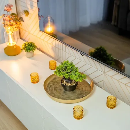 Butterfly Luxury - Basen, Wellness , Klimatyzacja, Parking 350m Od Morza Apartman *