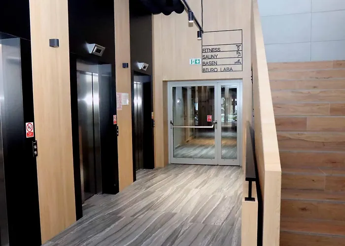 Butterfly Luxury Kasprowicza 20c - Basen, Wellness , Klimatyzacja, Parking 350m Od Morza Lägenhet *